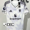 Man United แมนยู ชุดเยือน Away เกรดนักเตะ PLAYER ปี 2025/26 (อาร์ม พรีเมียร์ลีก + ชื่อนักเตะ + เบอร์)